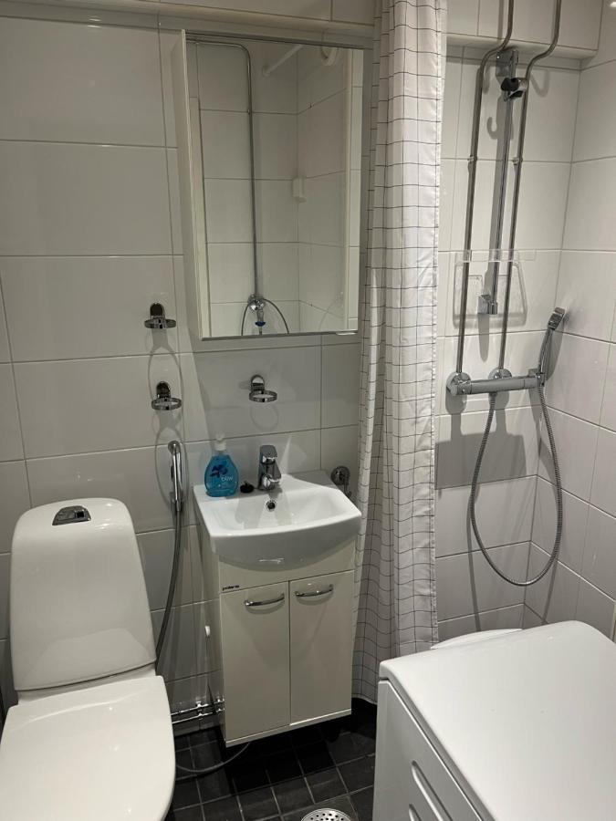 Apartment For Four At The City Center 罗瓦涅米 外观 照片